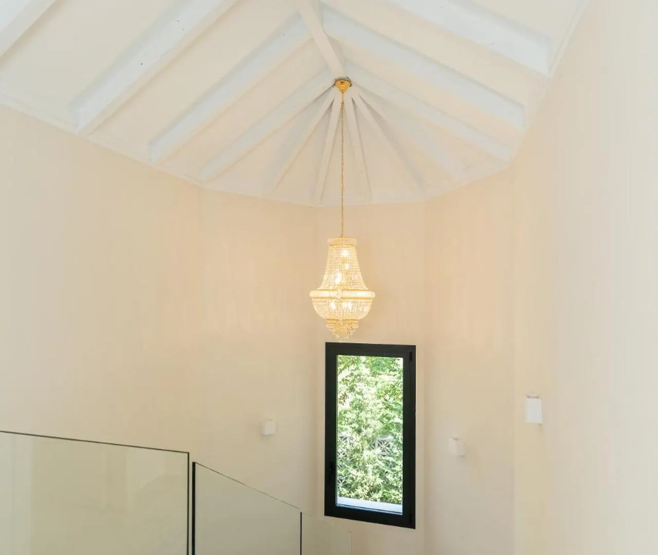 Stunning 6-Bedroom Villa In Guadalmina Baja Μαρμπέλλα